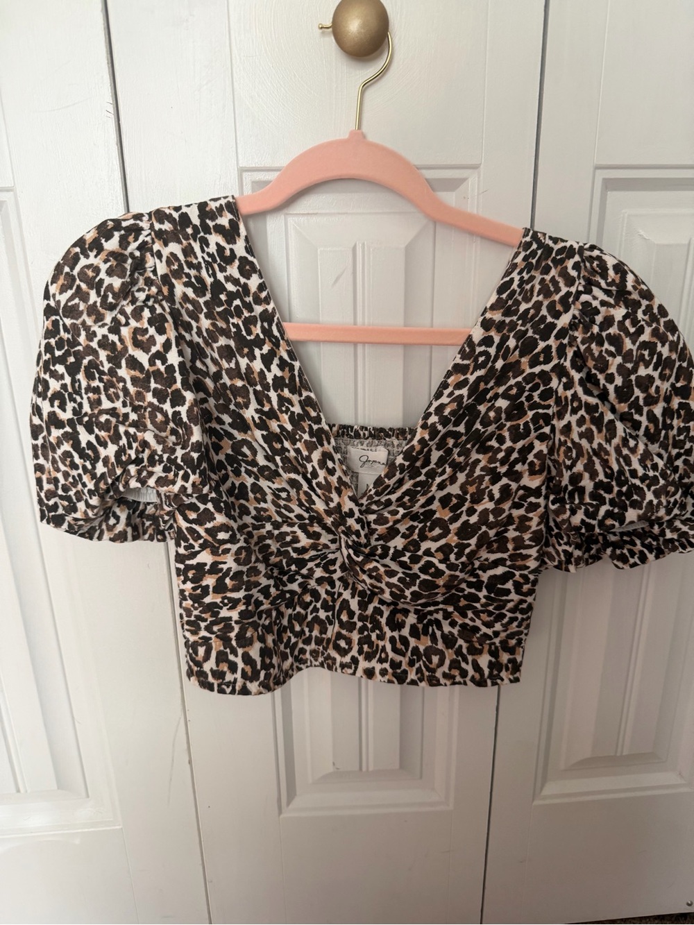 Japana Leopard Print Puff Sleeve Crop Top - Size Medium